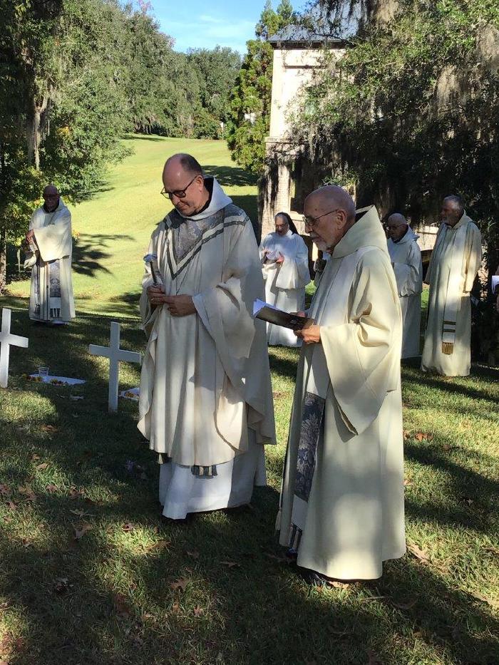 Blessing-the-Graves3