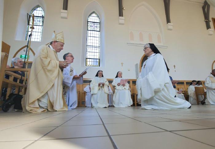 Abbatical-Blessing-of-Mother-Fiachra-Glencairn-08