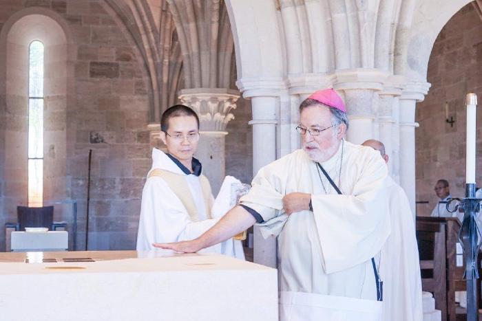 Vina-church-ded-2018-9